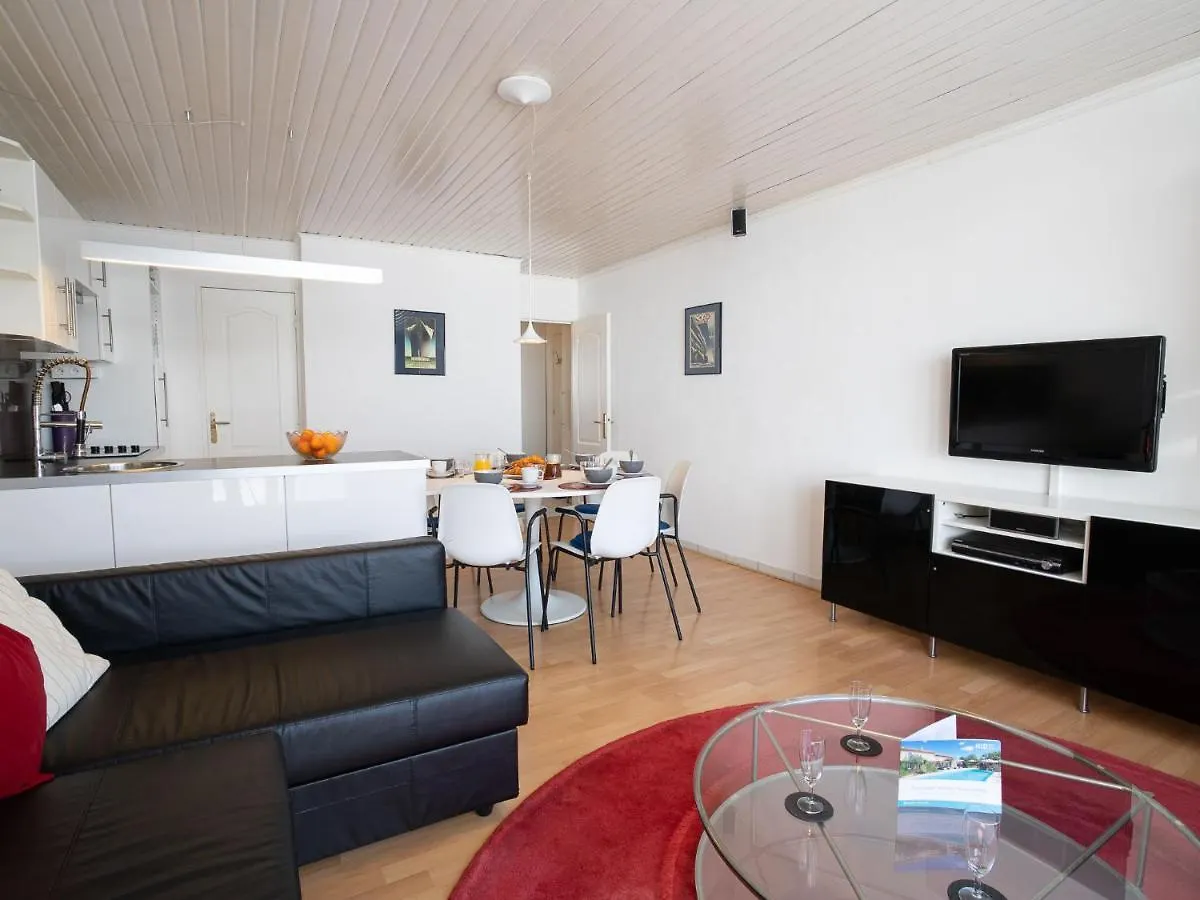 Apartment Neige D'Or - Val Claret-2 By Interhome ティニュ 0*,  フランス